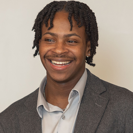 Class of 2024 alumnus volunteer spotlight photo