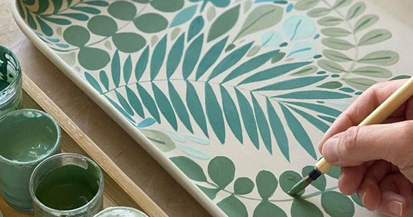 Ceramics Underglazing Crop