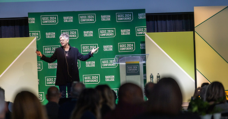 Lateral Thinking and Awe Walks: Heidi Neck Shares Recipe for Entrepreneurial Growth at GCEC