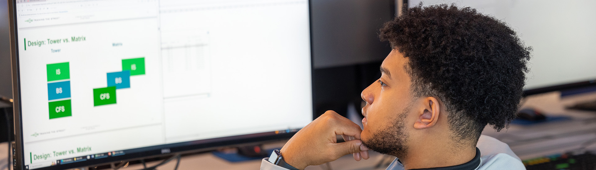 Student in front of a computer screen