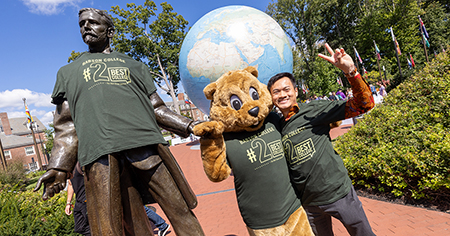 A student and Babson's mascot wearing WSJ #2 shirts