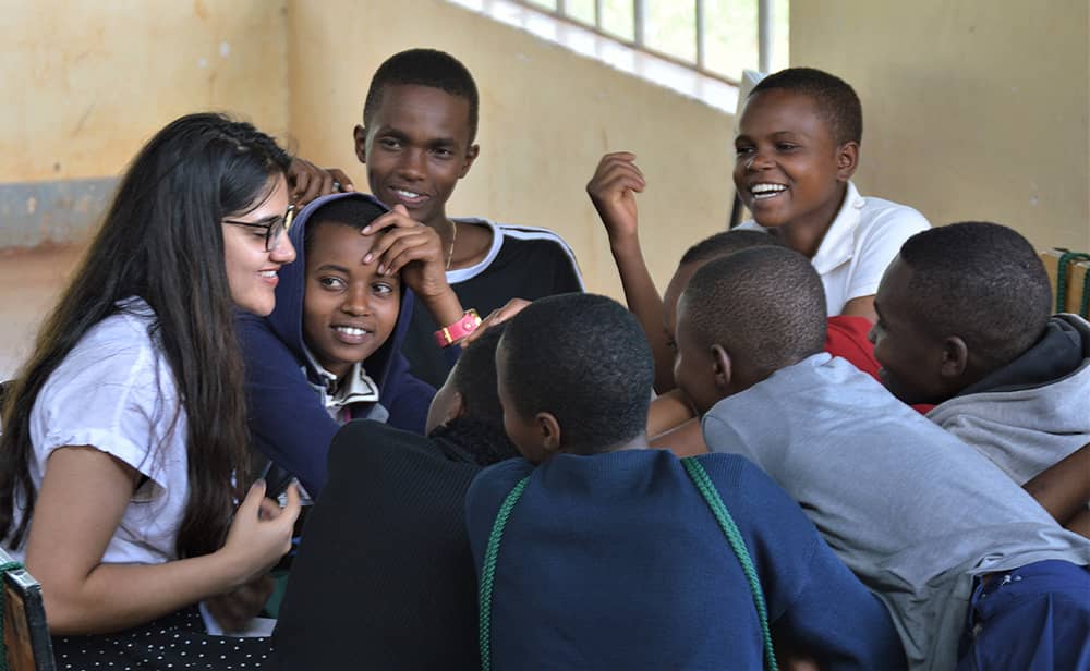 Babson student teaching Tanzanian youth
