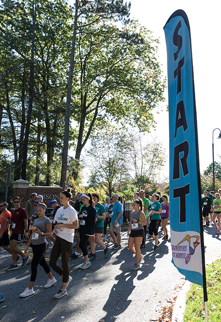 Cruikshank 5K Start Photo