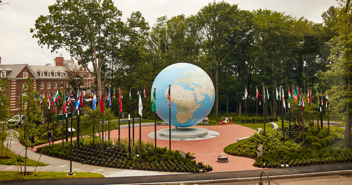Babson Globe Babson Globe