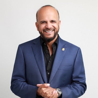 Tariq Farid Headshot